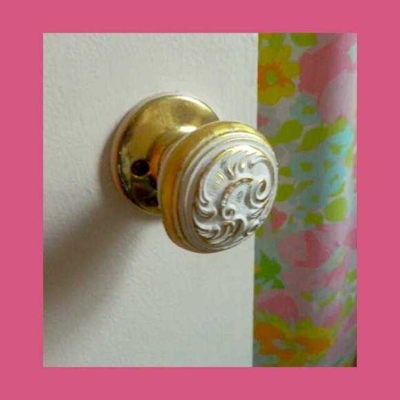 Vintage 1960s Elegant Door Knob Covers Set of 2 MINT NIP NOS - Picture 4 of 4